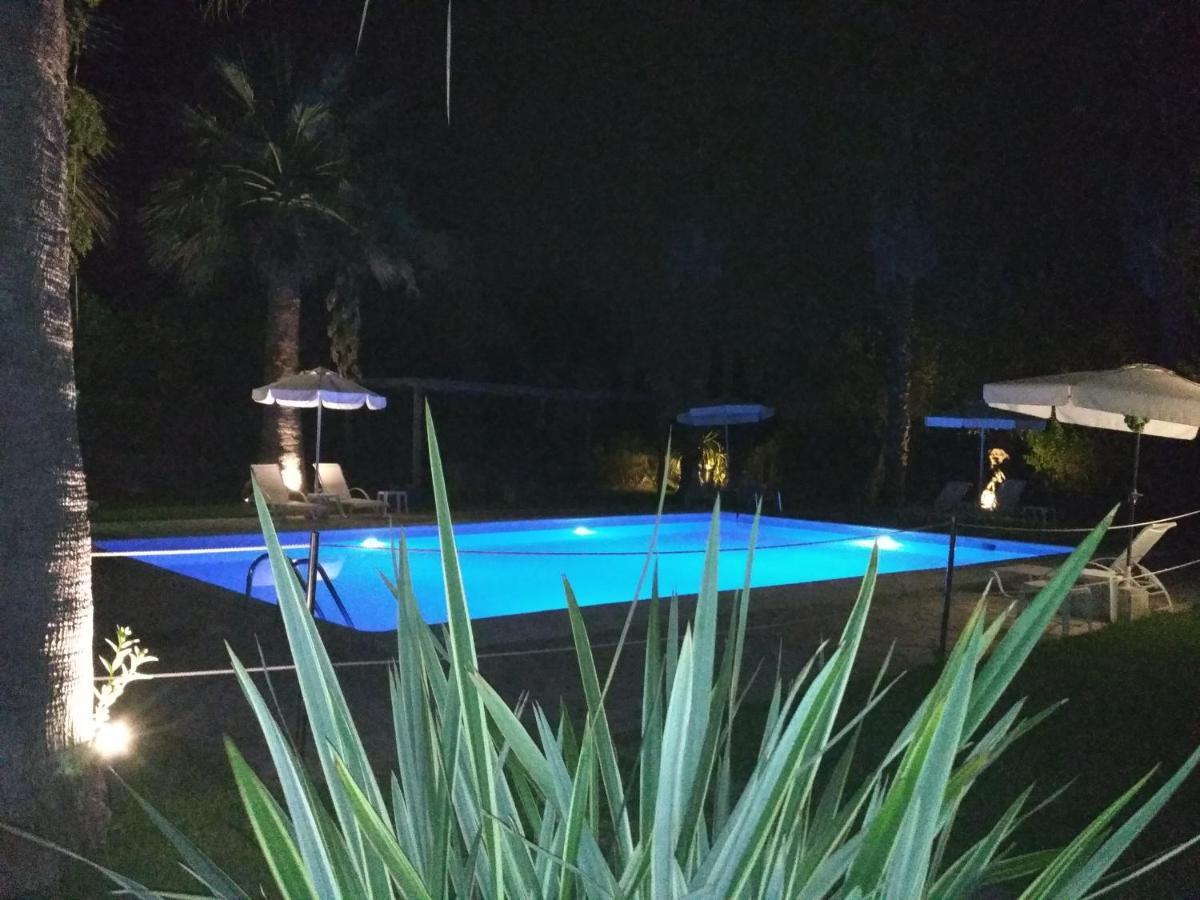 Villa Eftichia Hotel Apartments & Studios Kontokali Bagian luar foto